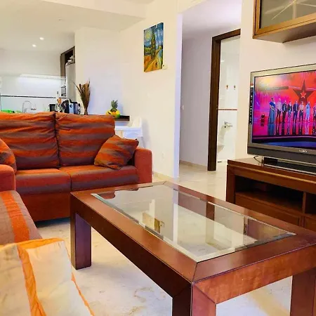 Acogedor Al Lado De La Playa! Apartamento